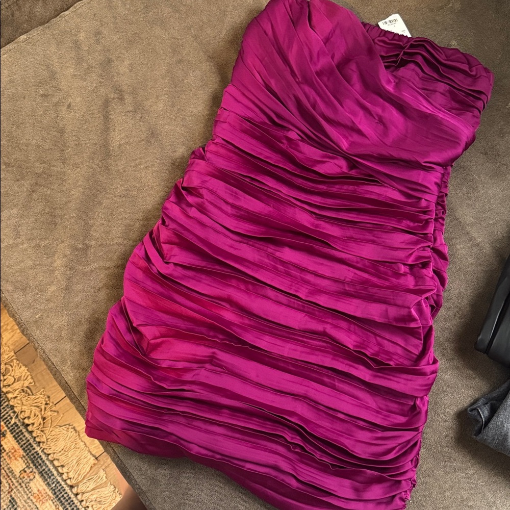 Express dress- BEAUTIFUL COLOR!!
